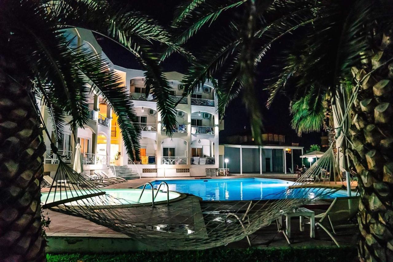 Stavros Beach Hotel Eksteriør billede